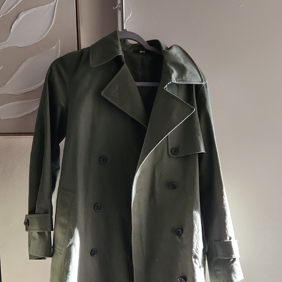 Olive Green Women's Trench Coat - Picture 4 of 7